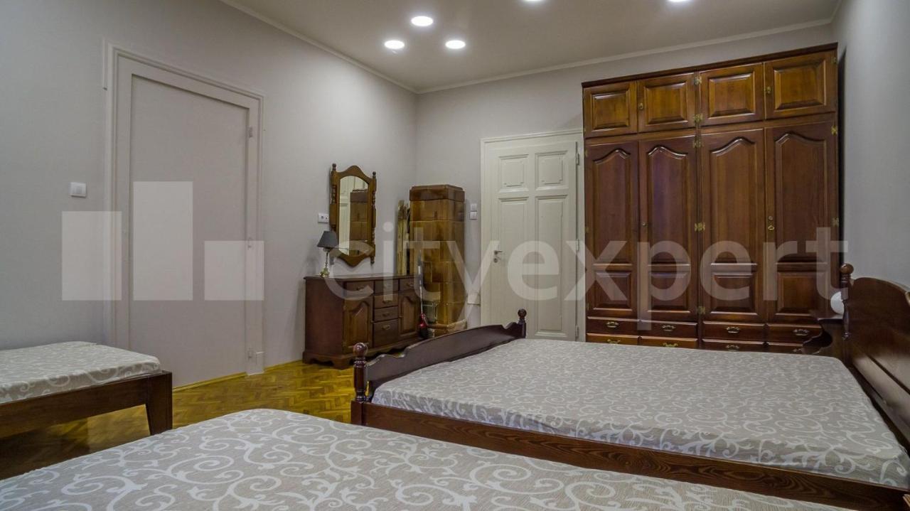 Downtown Apartment In Walk Zone With 3 Bedrooms And Garage Novi Sad Bagian luar foto