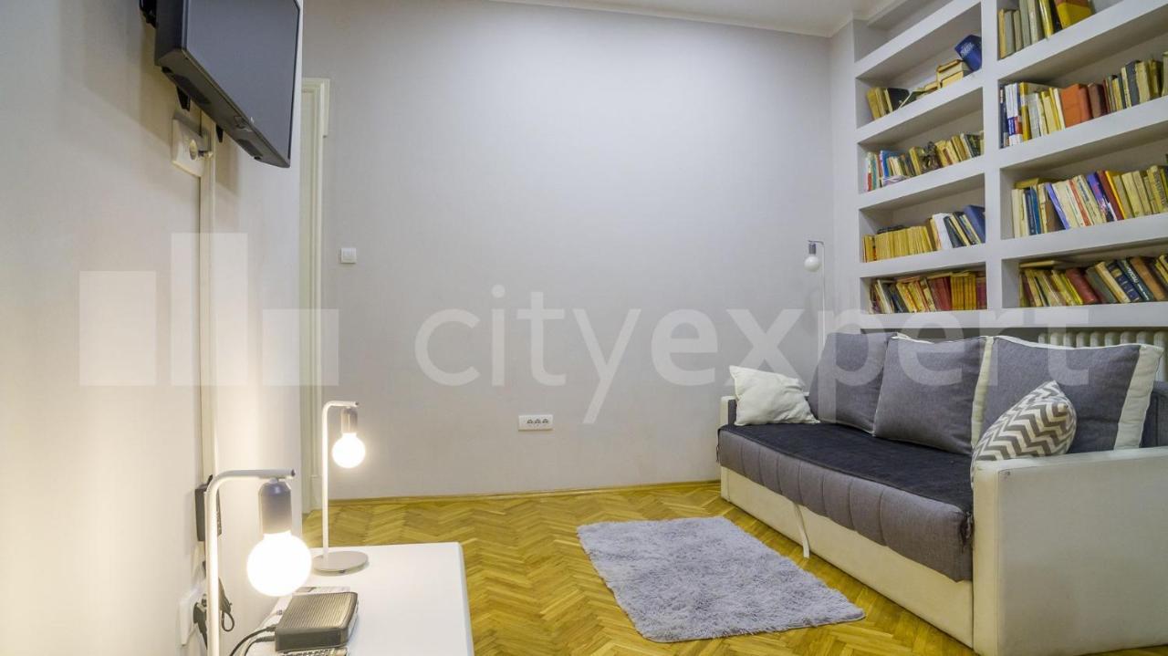 Downtown Apartment In Walk Zone With 3 Bedrooms And Garage Novi Sad Bagian luar foto